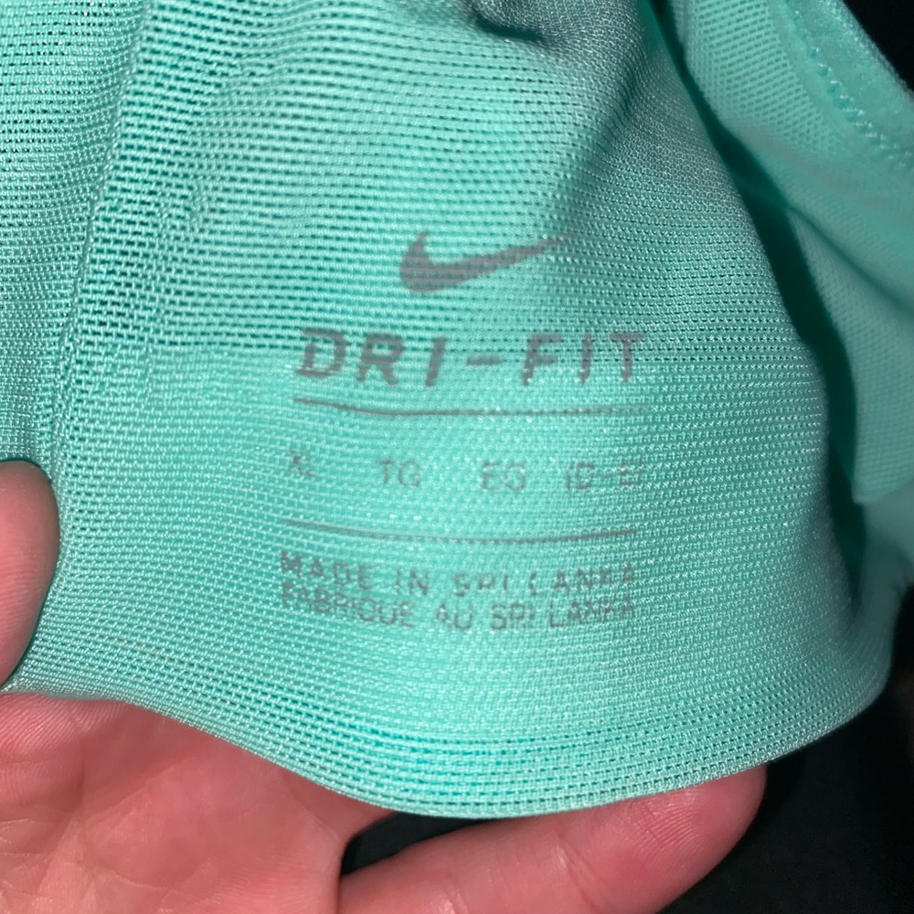Nike Sports Bra with Padding - XL